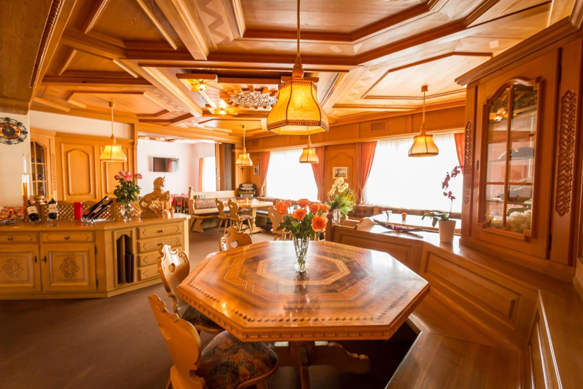 Hotel Franz Anton Сарганс Екстериор снимка