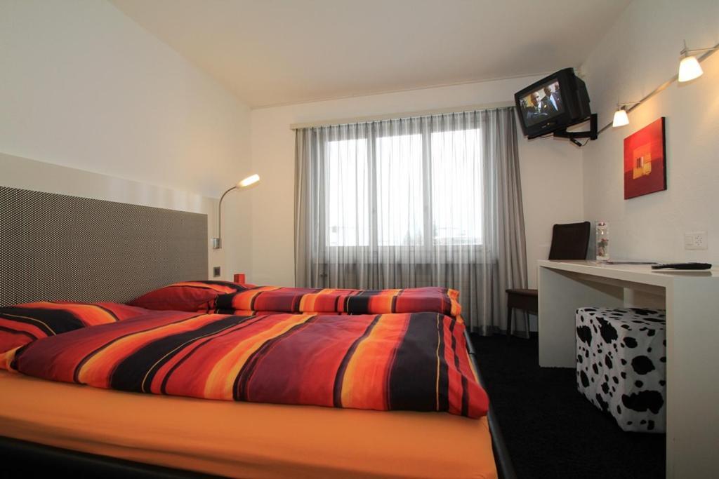 Hotel Franz Anton Сарганс Екстериор снимка